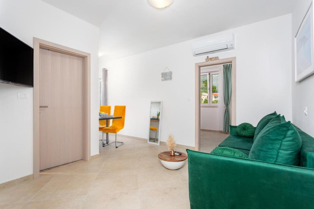 Divine Apartments Baška Eksteriør billede