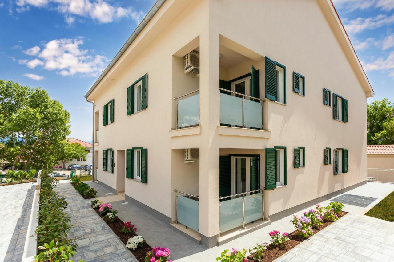 Divine Apartments Baška Eksteriør billede