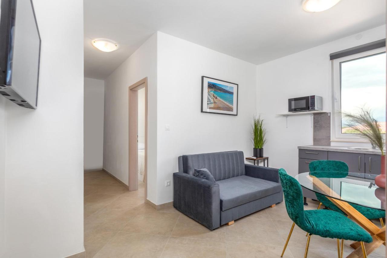 Divine Apartments Baška Eksteriør billede