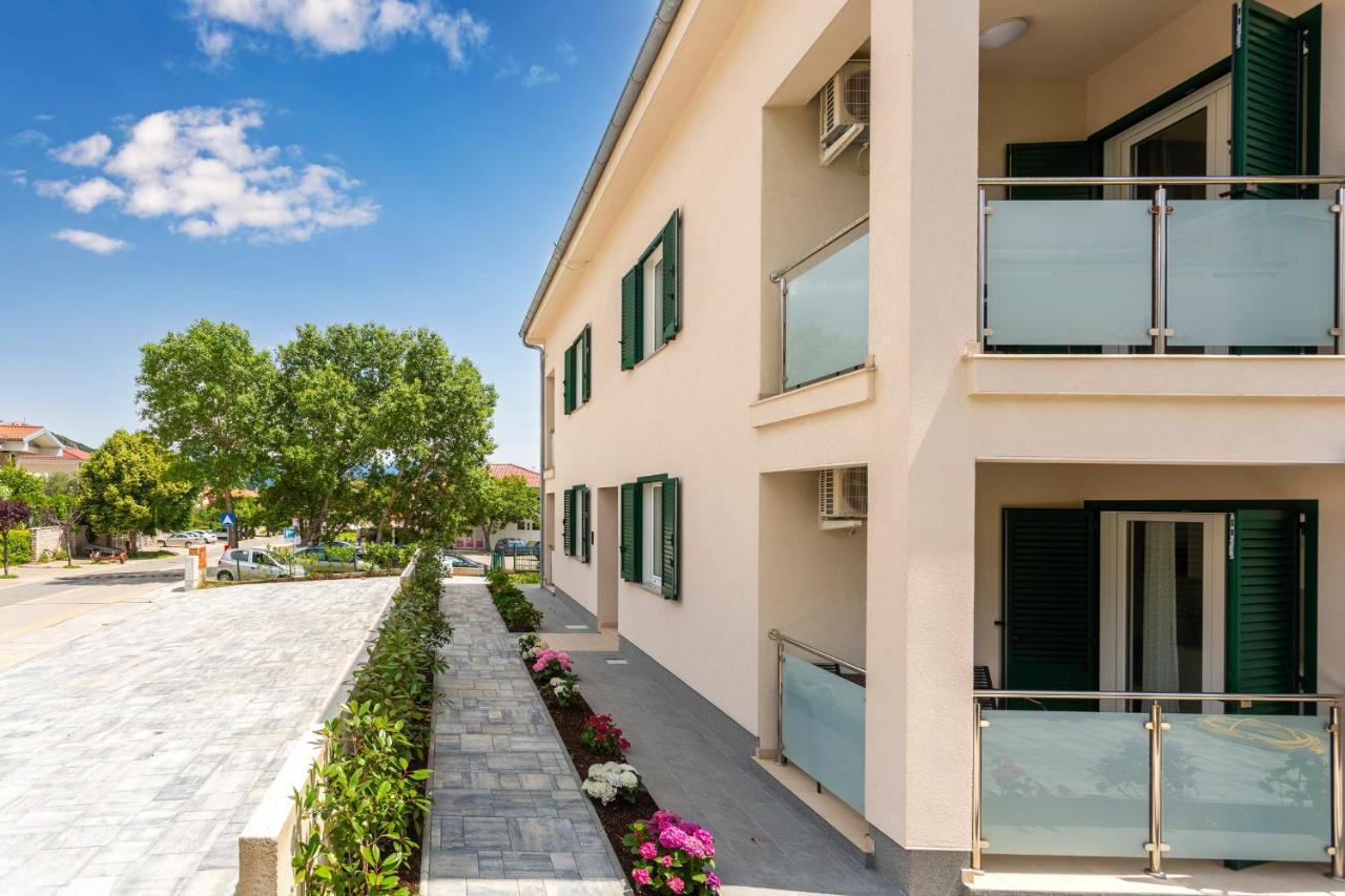 Divine Apartments Baška Eksteriør billede