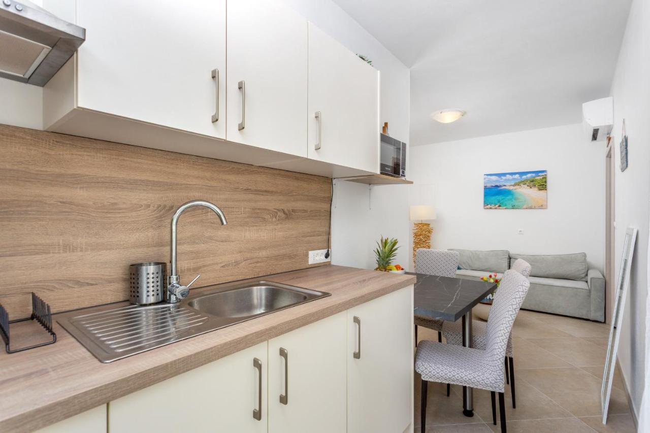 Divine Apartments Baška Eksteriør billede