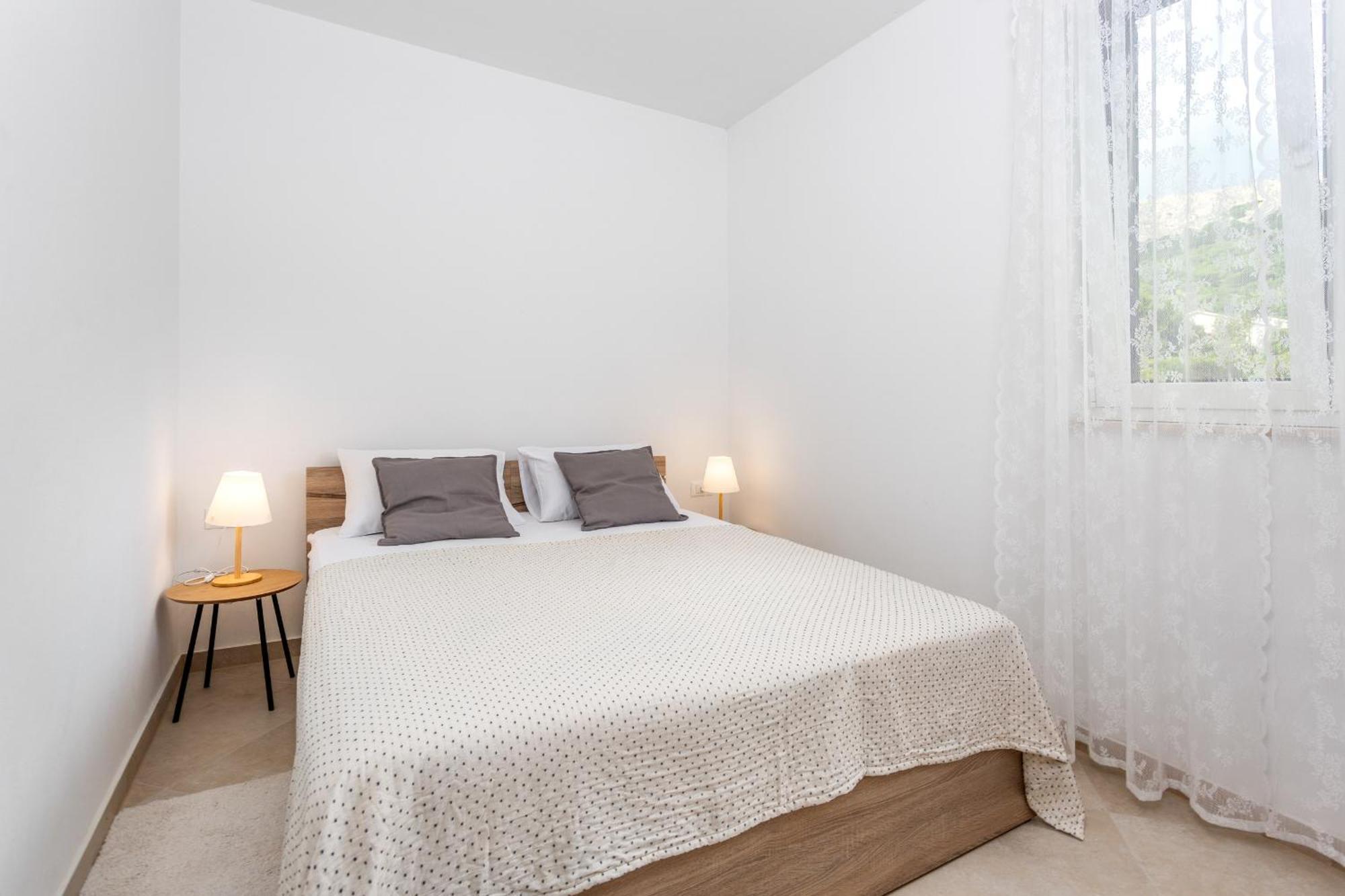 Divine Apartments Baška Eksteriør billede